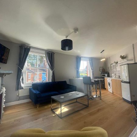 Brady'S Glastonbury Beautiful Pad Great Location! Esterno foto