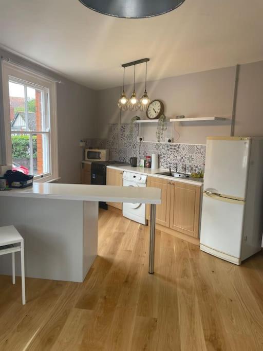 Brady'S Glastonbury Beautiful Pad Great Location! Esterno foto