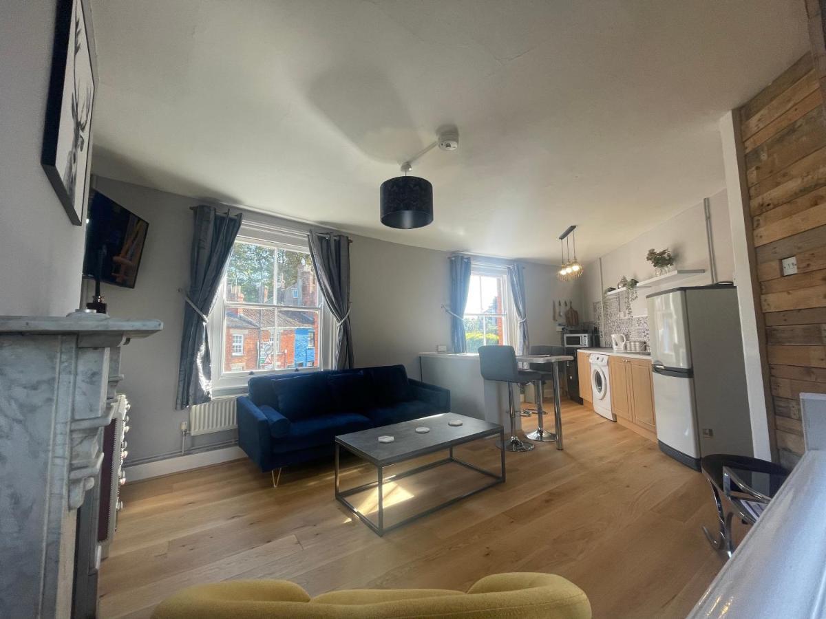 Brady'S Glastonbury Beautiful Pad Great Location! Esterno foto